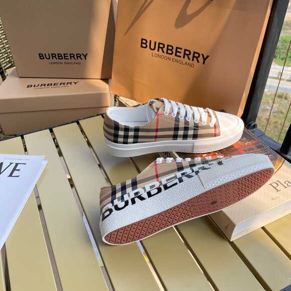 Authentic Burberry logo print vintage check cotton sneakers archive beige - Picture 1 of 9